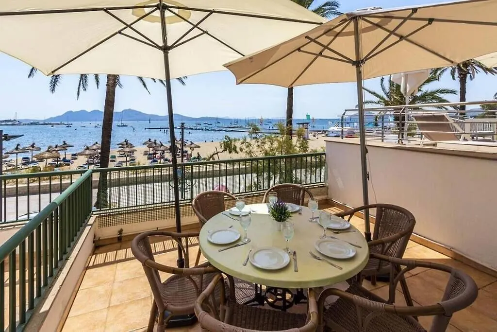 Fabulous Apartment With Beach Views In Puerto Pollensa By Renthousing  포엔샤 항구