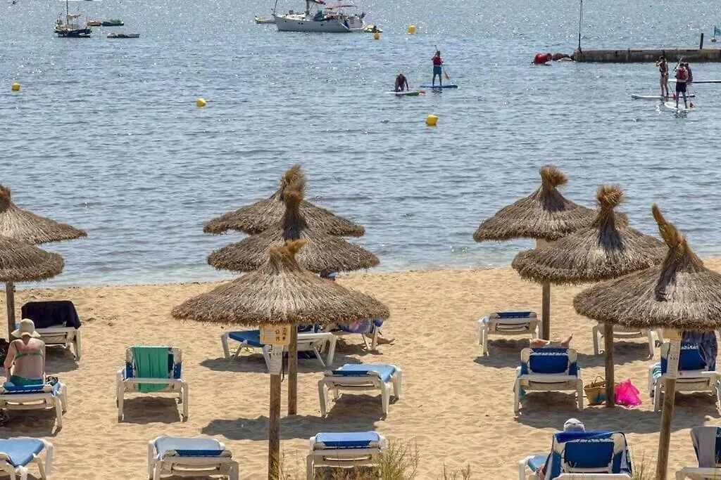 Fabulous Apartment With Beach Views In Puerto Pollensa By Renthousing
