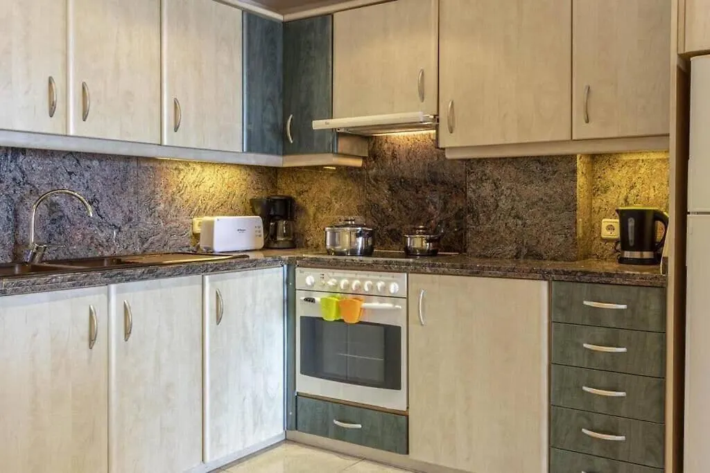 Fabulous Apartment With Beach Views In Puerto Pollensa By Renthousing 0*, 포엔샤 항구 스페인